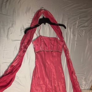 Vintage looking pink strappy dress with covering